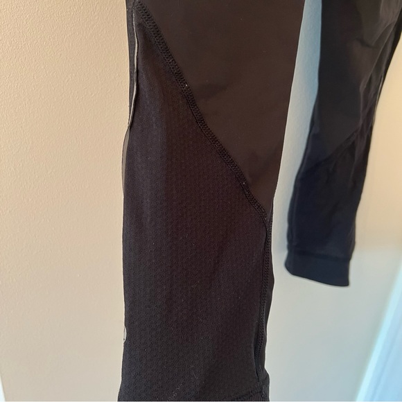 Lululemon womens running leggings, size 2, high-rise, good condition - Picture 7 of 8